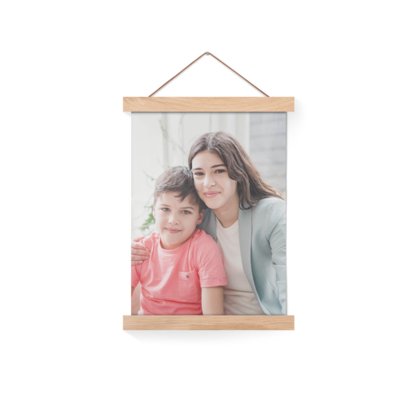 Gepersonaliseerde poster met houten posterhanger 20x30