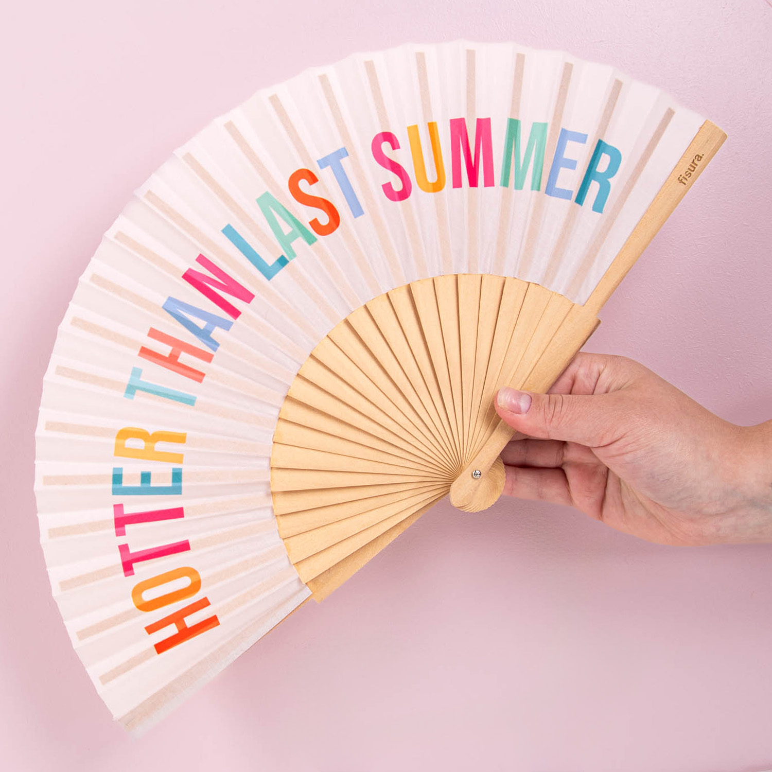 Houten waaier Hotter Than Last Summer 1 Houten waaier Hotter Than Last Summer