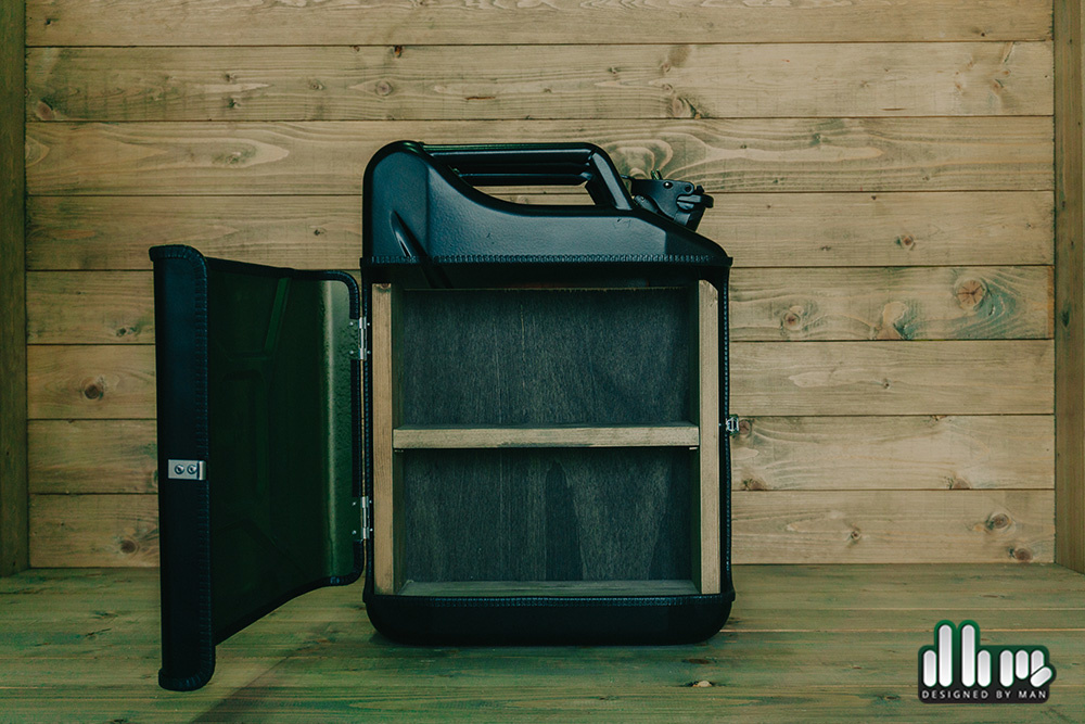 Jerrycan Kast Basic Plus - Zwart - Opvallend en Praktisch - Multifunctioneel Opbergmeubel - Uniek Design 1 Jerrycan Kast Basic Plus - Zwart - Opvallend en Praktisch - Multifunctioneel Opbergmeubel - Uniek Design
