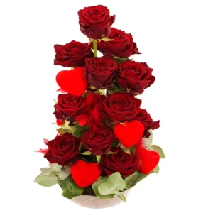 Toren rode rozen met hartjes en veren