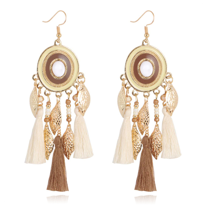 Statement Oorbellen met Ronde Hanger, Bedeltjes en Kwastjes - bruin 1 Statement Oorbellen met Ronde Hanger, Bedeltjes en Kwastjes - bruin