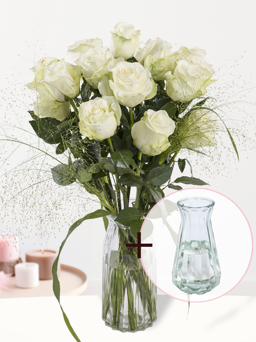 Wit rozenboeket met panicum + gratis glasvaas Evita - Snowstorm 1 Wit rozenboeket met panicum + gratis glasvaas Evita - Snowstorm
