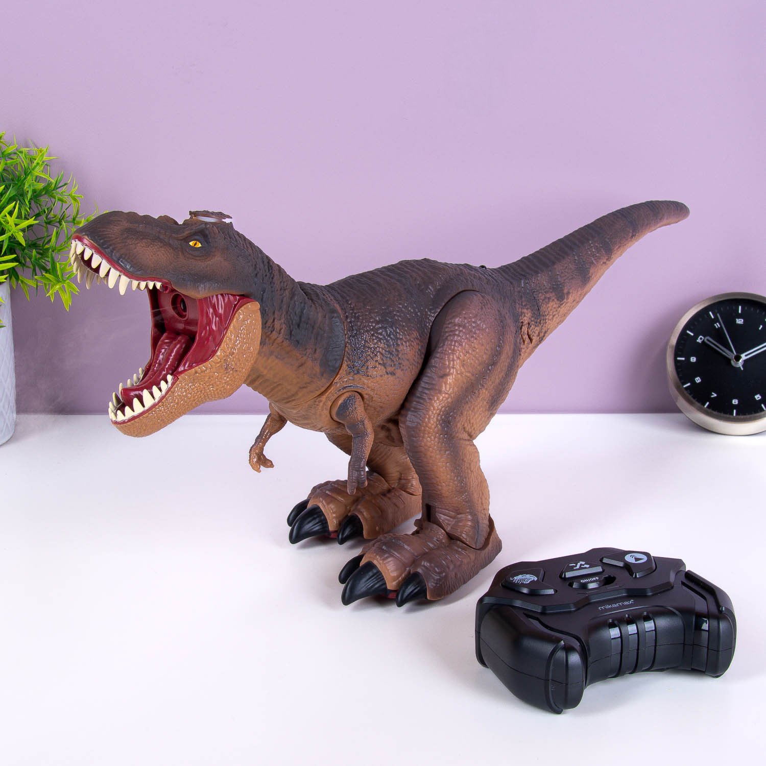 Radiobestuurbare T-Rex met stoomadem 1 Radiobestuurbare T-Rex met stoomadem