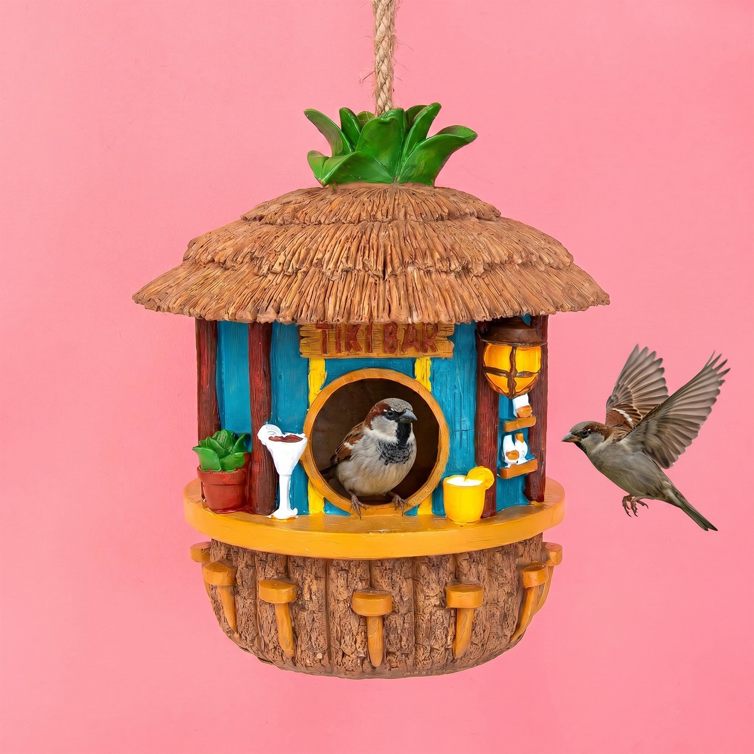 Tiki bar vogelhuisje 1 Tiki bar vogelhuisje