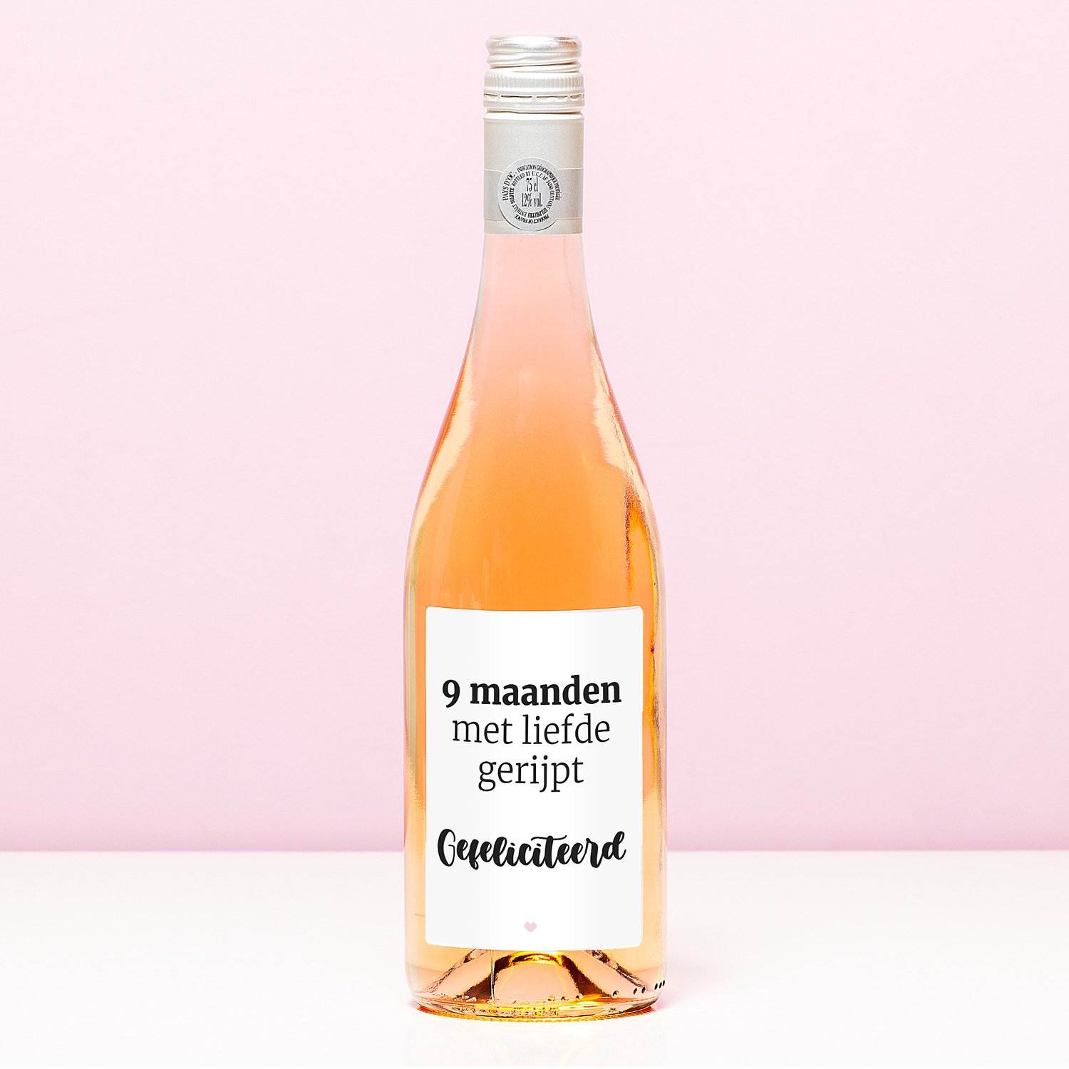 Wijnfles 9 maanden met liefde gerijpt - Rosé (Blush Rosé) 1 Wijnfles 9 maanden met liefde gerijpt - Rosé (Blush Rosé)