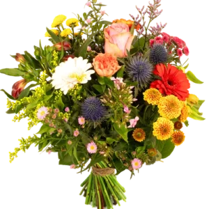 Boeket seizoensbloemen in bonte kleuren