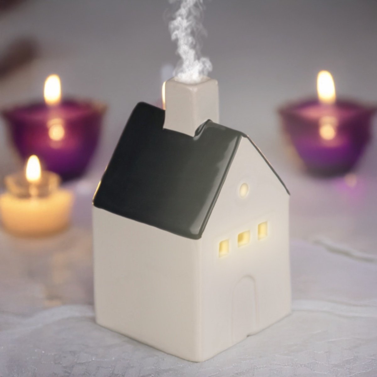 Keramieken huisje voor theelichtjes/wierookkegels 1 Keramieken huisje voor theelichtjes/wierookkegels