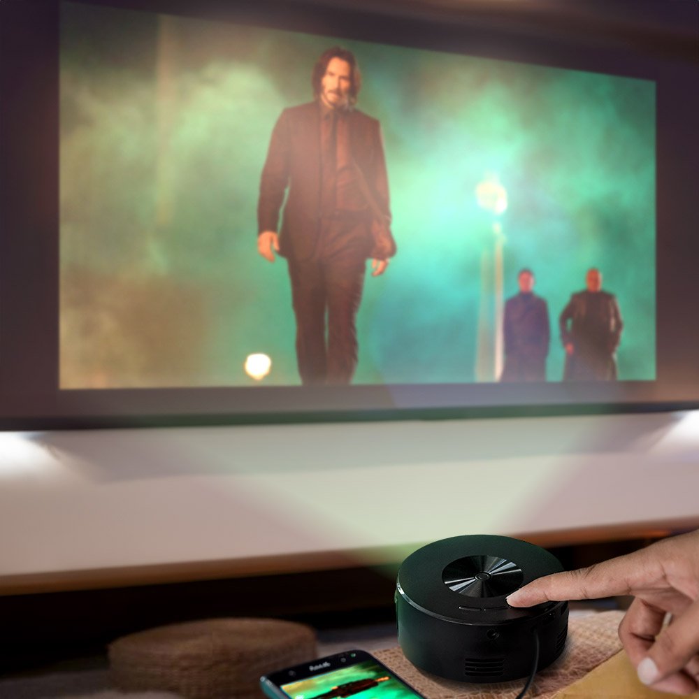 Picco Projector - Mini Beamer - 120 inch - Speaker 1 Picco Projector - Mini Beamer - 120 inch - Speaker